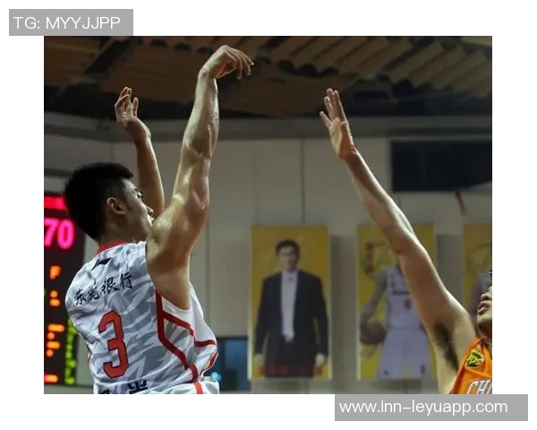 拓媒期待杨瀚森加强篮下进攻斯普利特支持他尝试三分球 拓媒期待杨瀚森加强篮下进攻斯普利特支持他尝试三分球